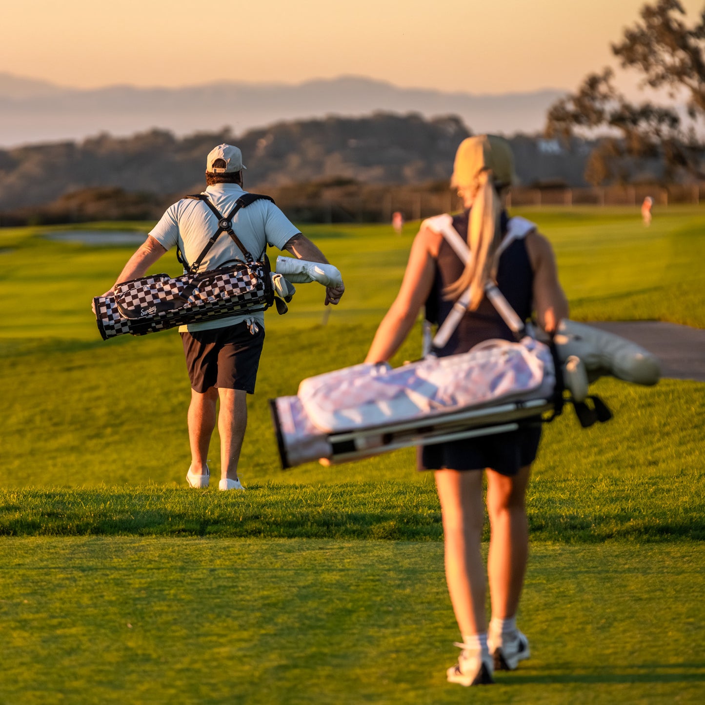 El Camino | Black/White Checker Mid Size Stand Bag