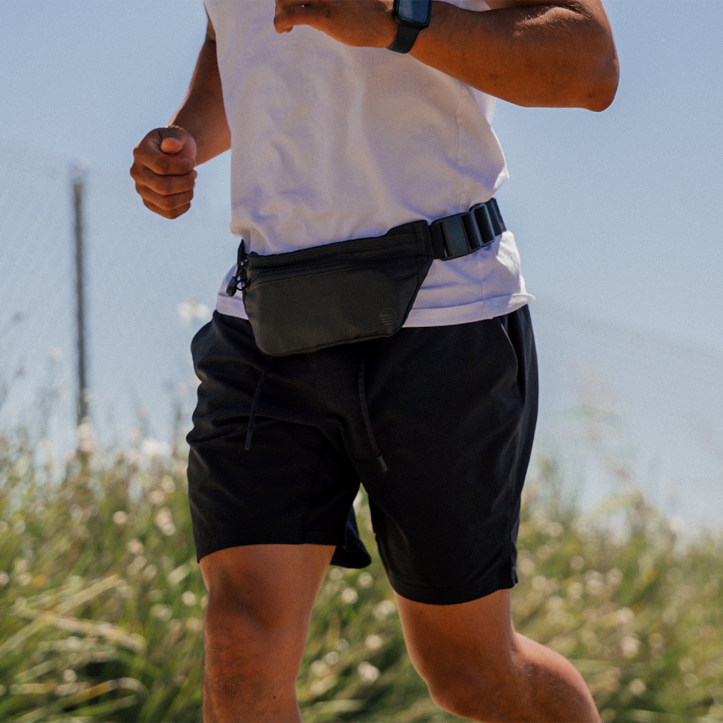 Black Runner Sling worn by a man while running