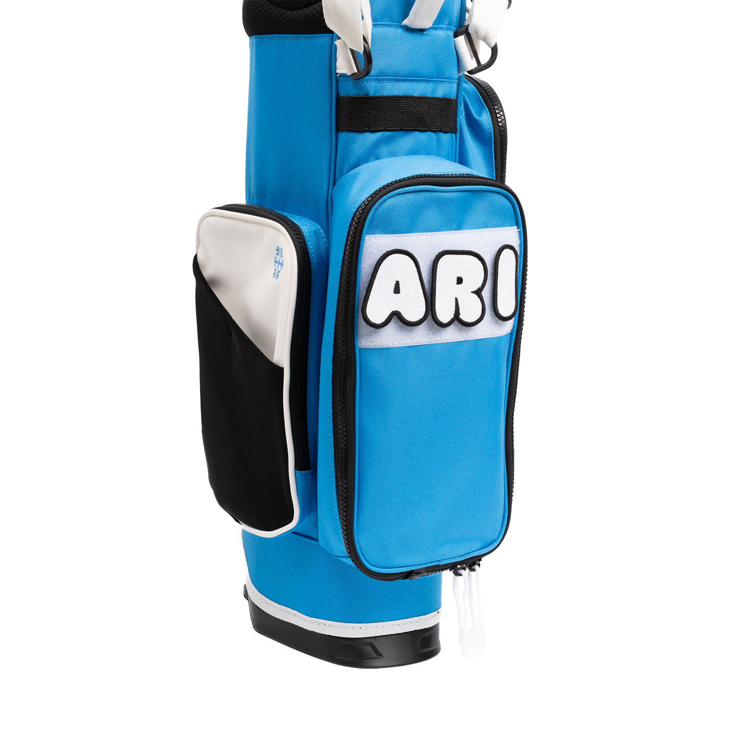 Sunday Golf's Blue/White Recess Bag, featuring 'ARI' patches and key design features.