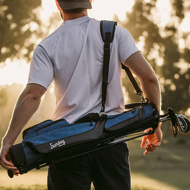 Single Strap vs. Double Strap Golf Bags: Which One To Choose