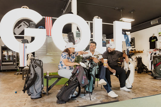 The Loma golf bags with golf enthusiasts
