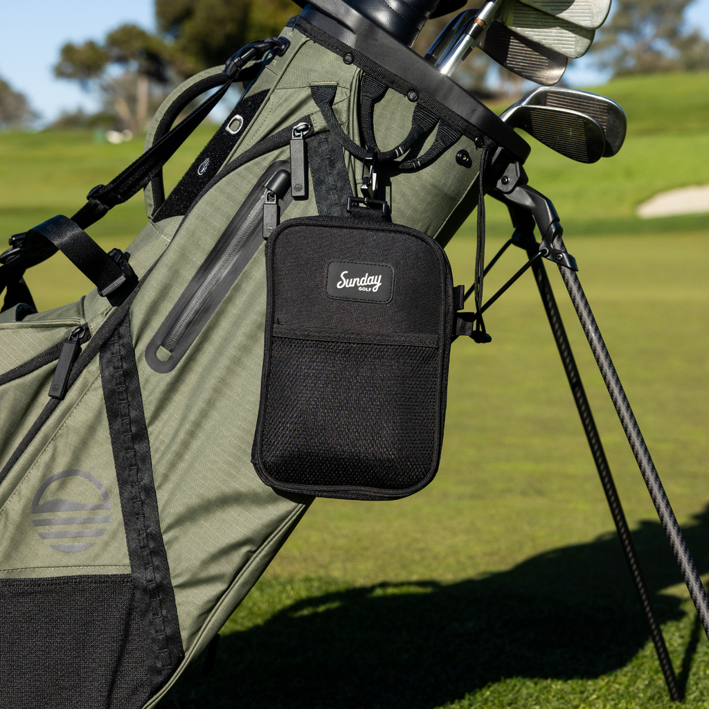 Magnetic Golf Glove Holder | Black