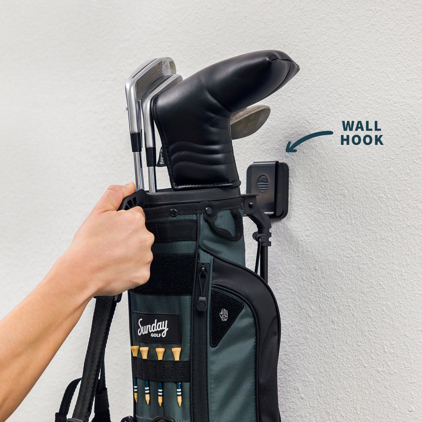 Loma Golf Bag Wall Hook | Black