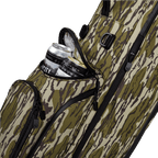 A close up shot of mossy oak bottomland Ryder golf bag's frosty pocket with canned drinks inside